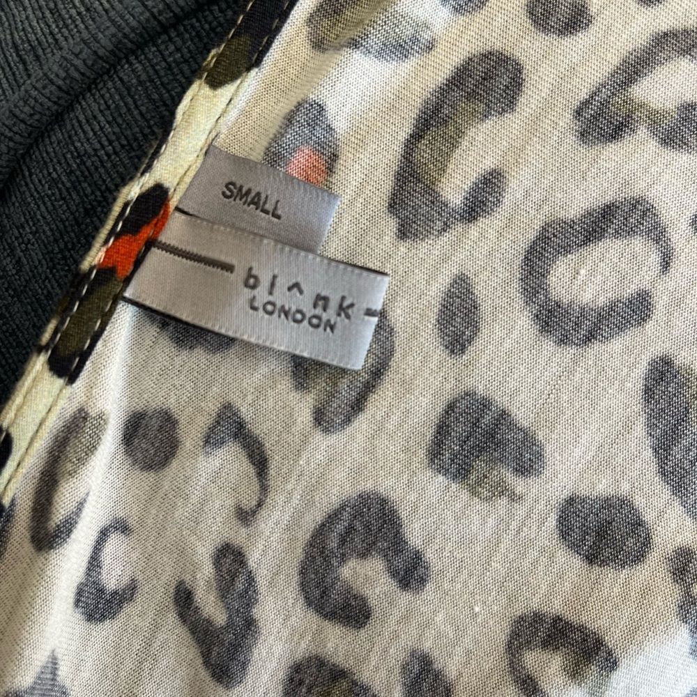 Anthropologie Blank London Sibley Top Green
Floral Animal Print Balloon Sleeve S - Picture 3 of 4